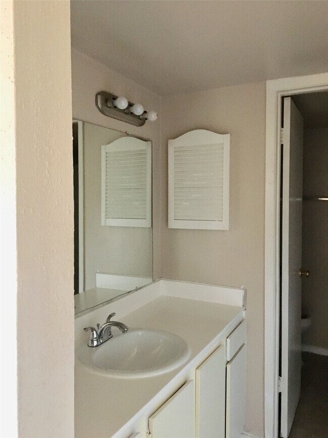 Photo - 6200 W Tidwell Rd Unit 602