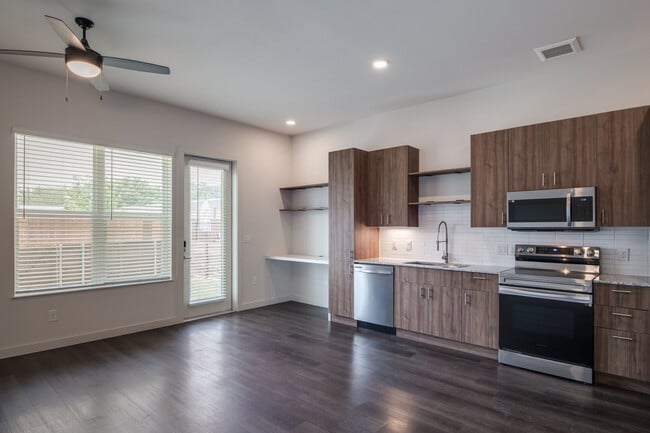 Designer Cabinets with Undermount Lighting
