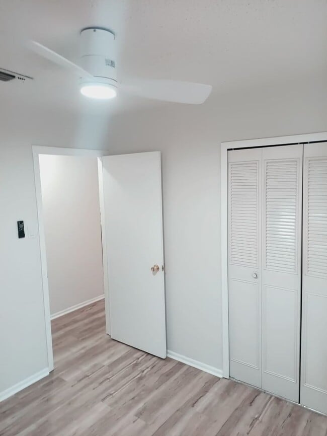 Photo - Well-Maintained Home with Modern Features in Prime Live Oak Location