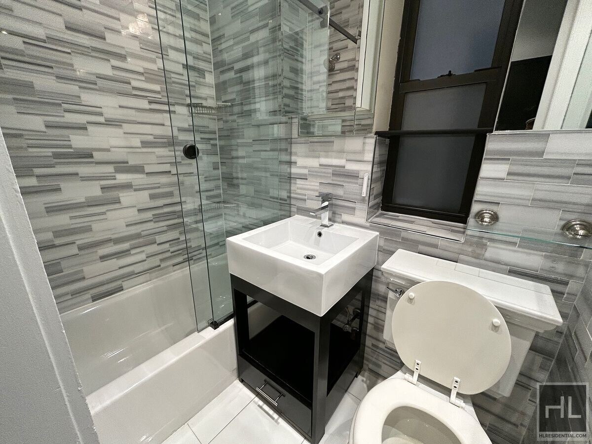 Photo - E 8TH ST. Unit C1