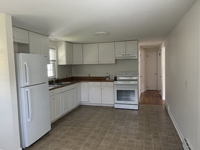 Photo - 67 Loomis Ave Apartamento Unidad 67 Loomis Ave (cape)