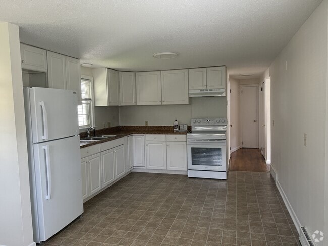 Building Photo - 67 Loomis Ave Unit 67 Loomis Ave (cape) Rental