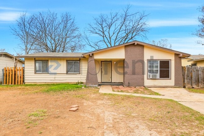 Photo - 6916 Shady Grove Dr