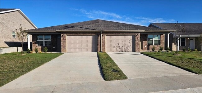 Building Photo - 624 NW 69th Ave