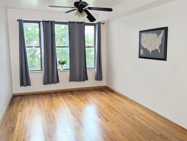 Photo - 2333 W Chicago Ave Unit 3