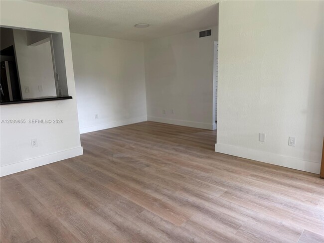 Photo - 2735 W 66th St Unit 21-23