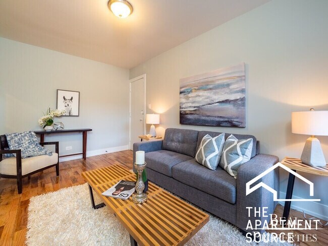 Photo - 2907 N Mildred Ave Unit L1