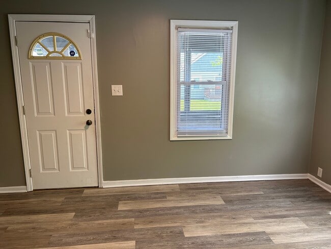 Photo - 1506 N Grant Ave