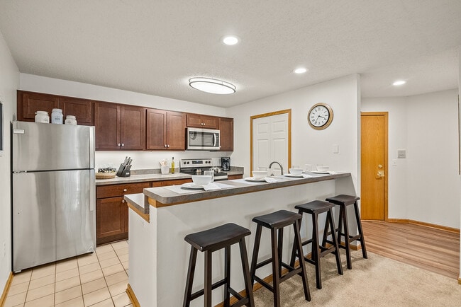 Riverwood Apartments Kitchen