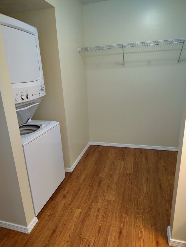 Laundry/Closet
