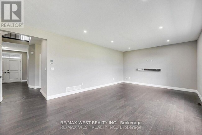 Photo - 25 Greenbrier Rdg