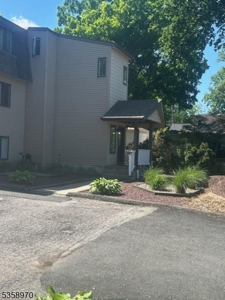 Photo - 362 Rutherford Ave Apartment Unit 6