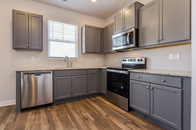 Photo - 26084 Beech Grv Ln NW