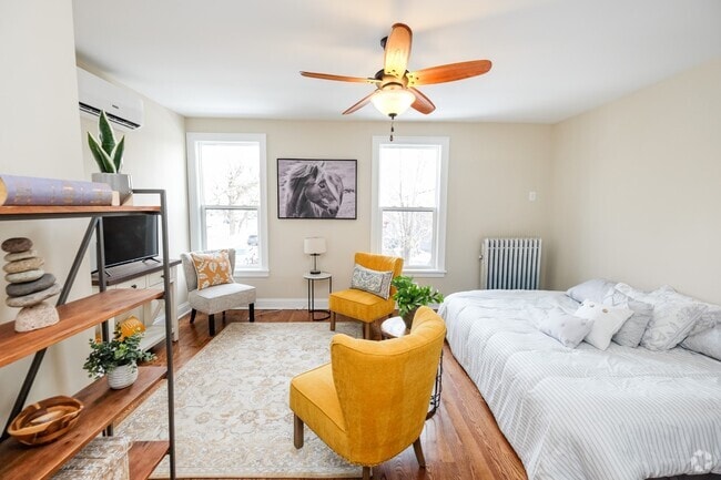 Studio A - Glendale Flats Rental