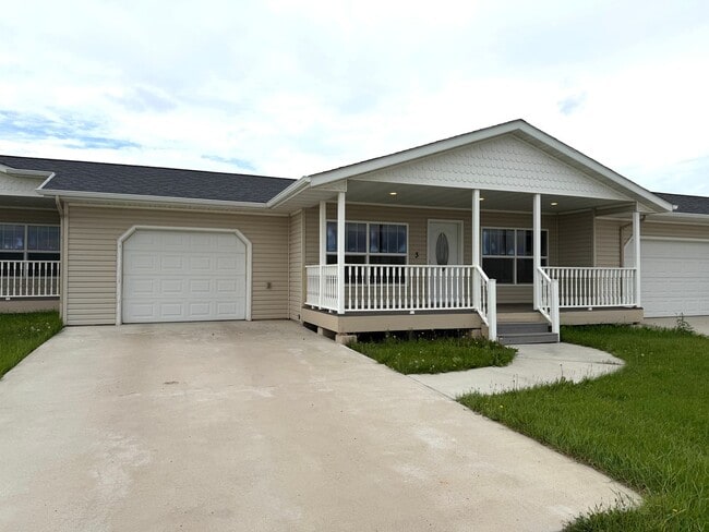 Building Photo - 7917 Quail Dr Unit #3