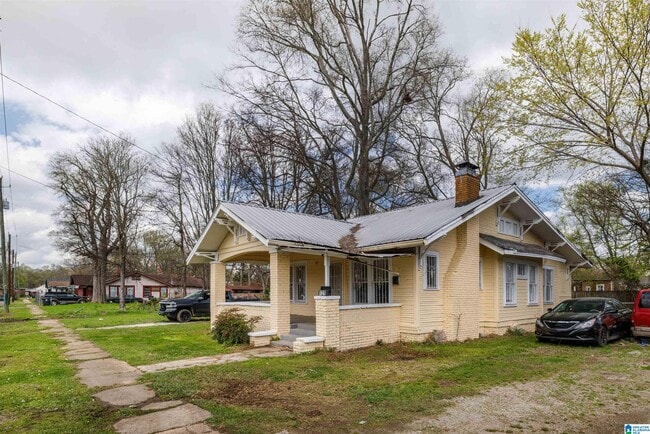 Photo - 129 68th St N