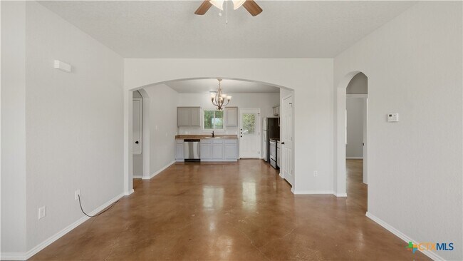 Photo - 193 Rosedale Ave