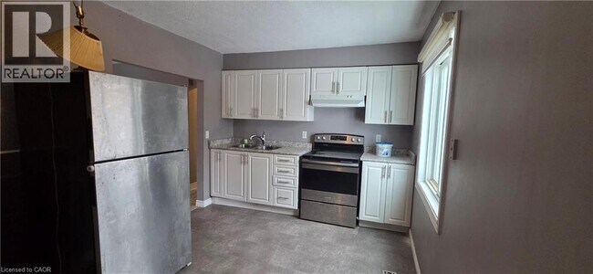 Photo - 54 Wyandotte St Unité 2