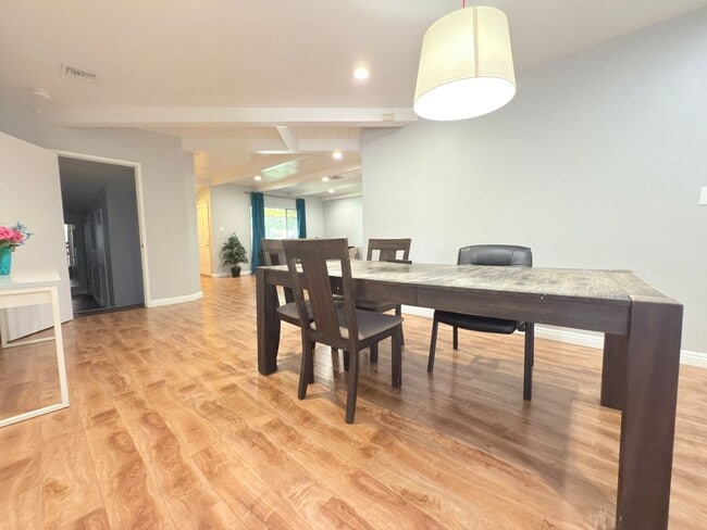 Photo - 4-Bedroom Home with Expansive Backyard in ...