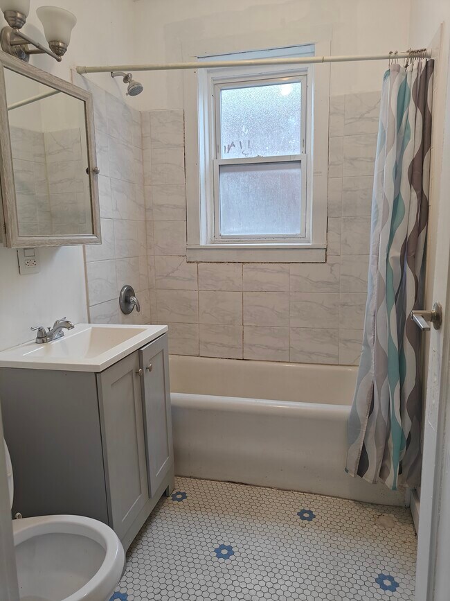 Photo - 4117 W Wilcox St Unidad 2