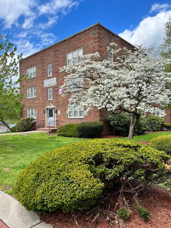 Photo - Farmington Corners