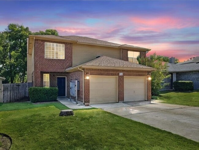 Building Photo - 2407 Curry Loop Rental