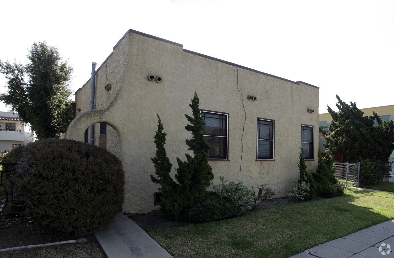 Photo - 4027-4031 Park Blvd