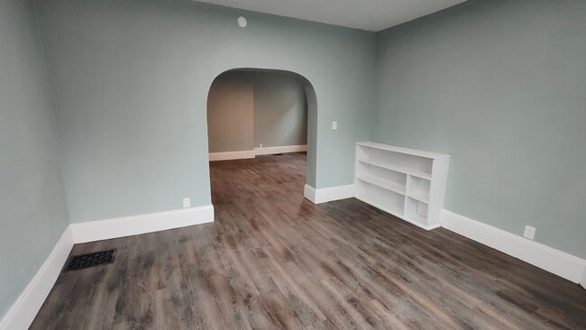 Photo - 1227 Maysville Ave