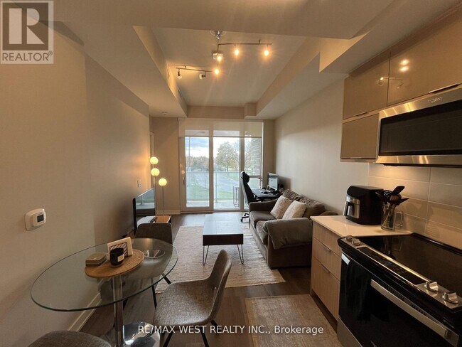 Photo - 10 Deerlick Ct Unit 202