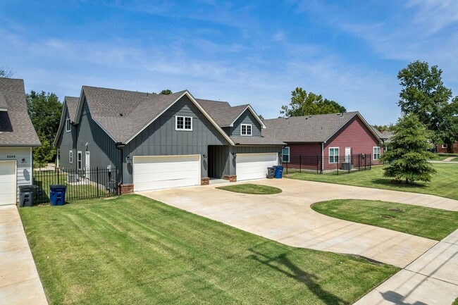 Photo - P.57 Kode Properties LLC 3515-3517 Unit 3515