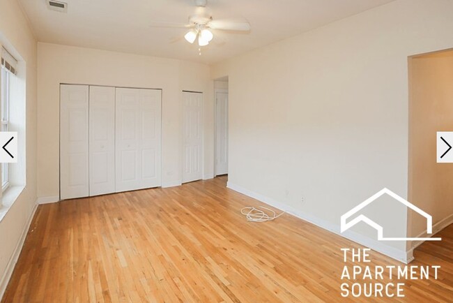 Photo - 3529 N Broadway Unidad 3