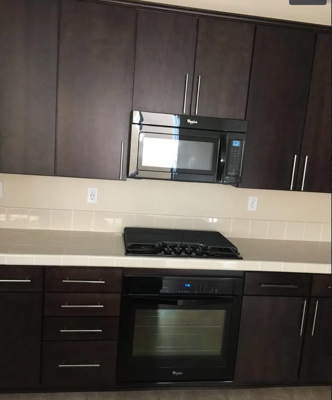 Photo - 272 Nimbus Cmn