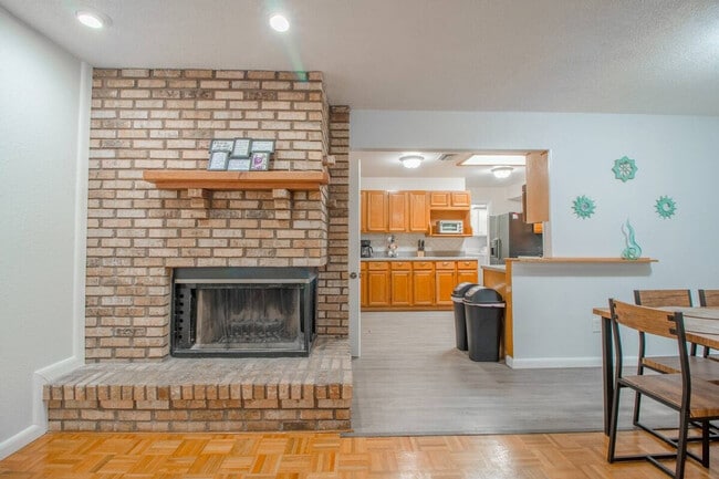 Photo - 4500 Elaine Pl Unidad ID1094209P