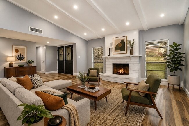 Photo - 4716 Roberts Dr