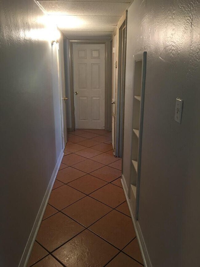 Photo - 121 SE Bonita Ct