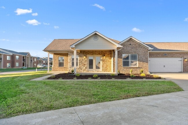 Building Photo - 585 Regency Cir Rental