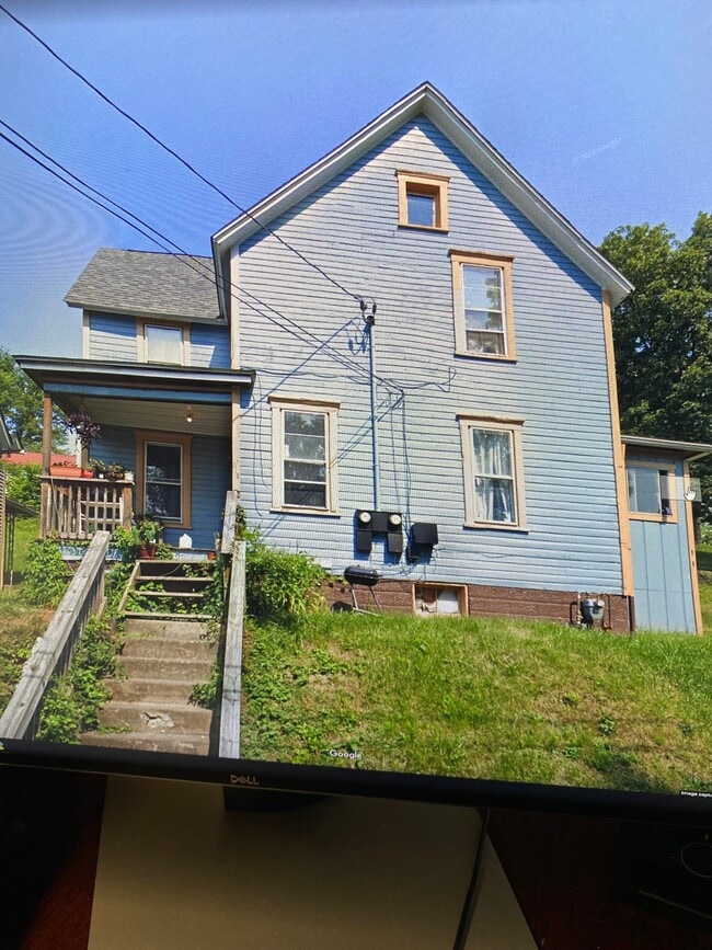 813 Louise Ave Unidad B