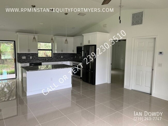 Photo - 2601 E 18th St