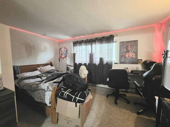 Photo - 10629-10110 110 St NW Unit 104