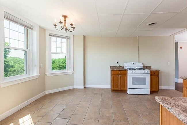 Photo - 394 Riverway Unit 12