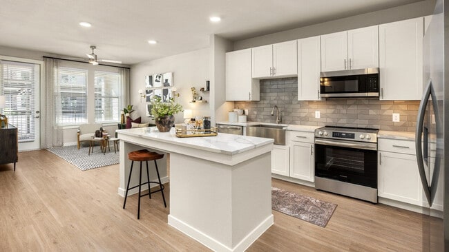 Photo - Alexan Lake Olympia