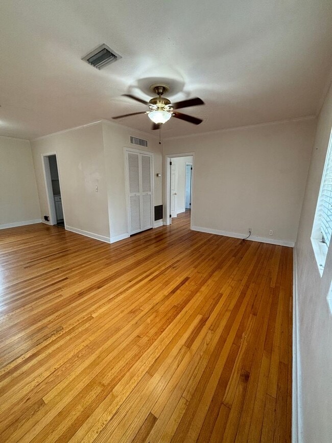 Photo - R1026 University Heights Unit 1028