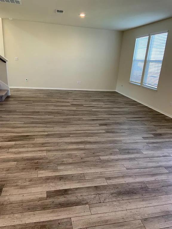 Photo - 501 Black Alder St