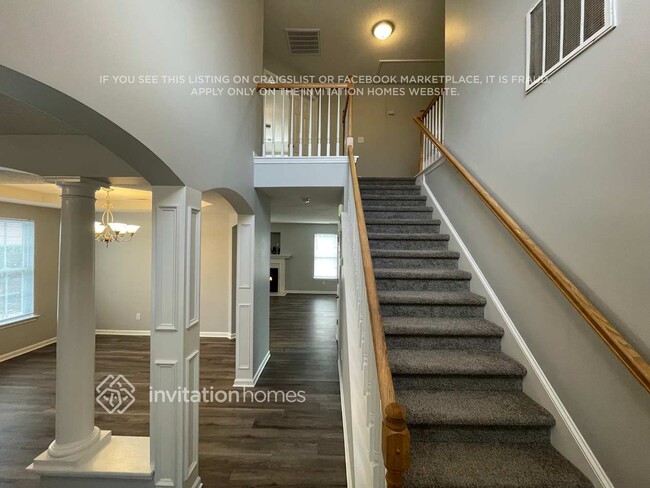 Photo - 5345 Kim St SW