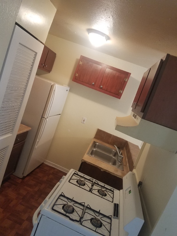 Photo - 3502 Campbell St