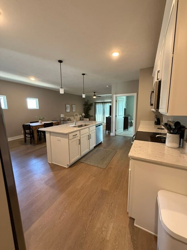 Photo - New Gretna Listing!