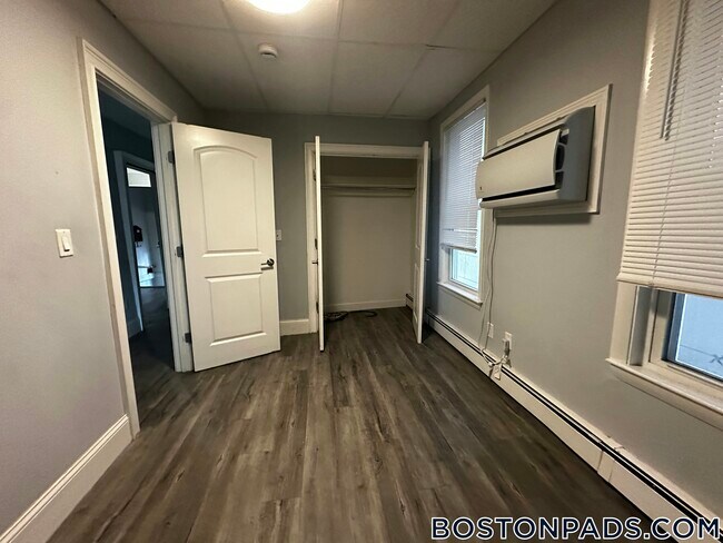 Photo - 195 Maverick St Unidad 1