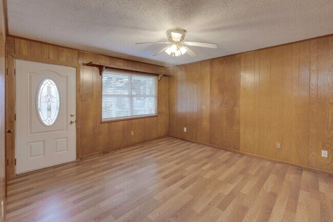 Photo - Great home for a great price in Greenville!