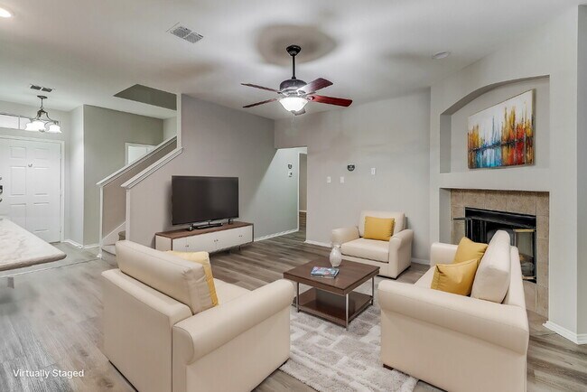 Photo - 728 Princeton Dr