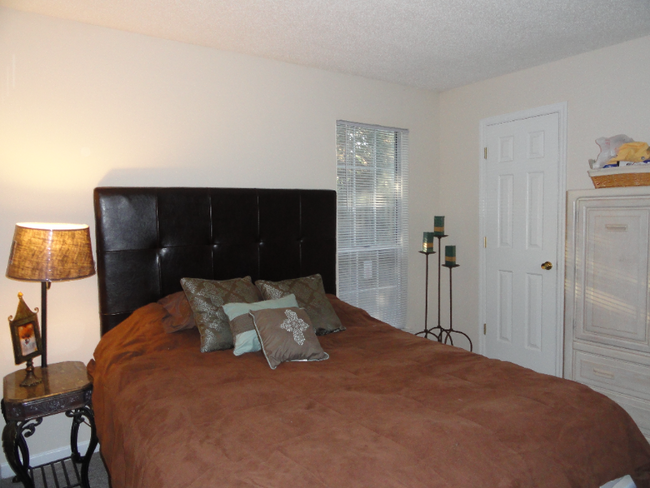 Photo - 301 Granville Ct Condo Unit 301